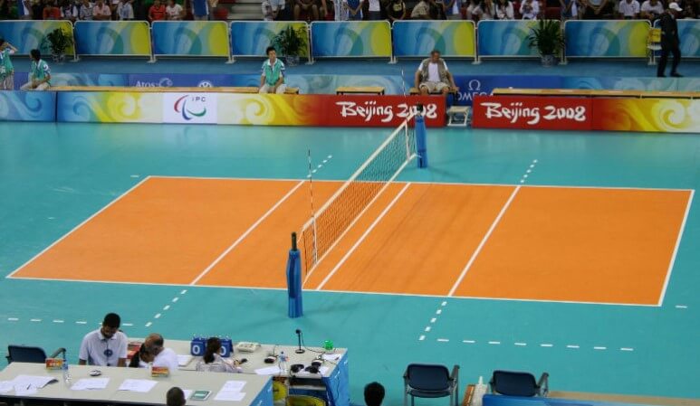 thi công sơn sân bóng chuyền